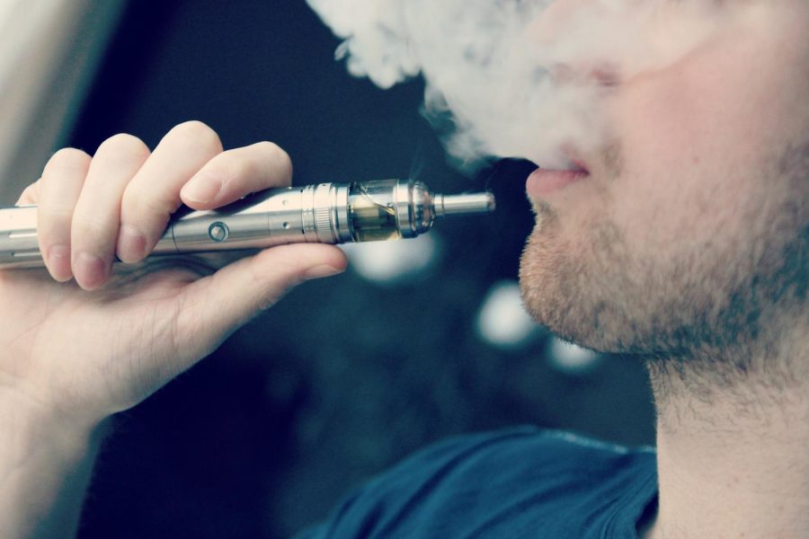 Incidents+of+teen+vaping++have+increased+over+400+percent+since+2015.