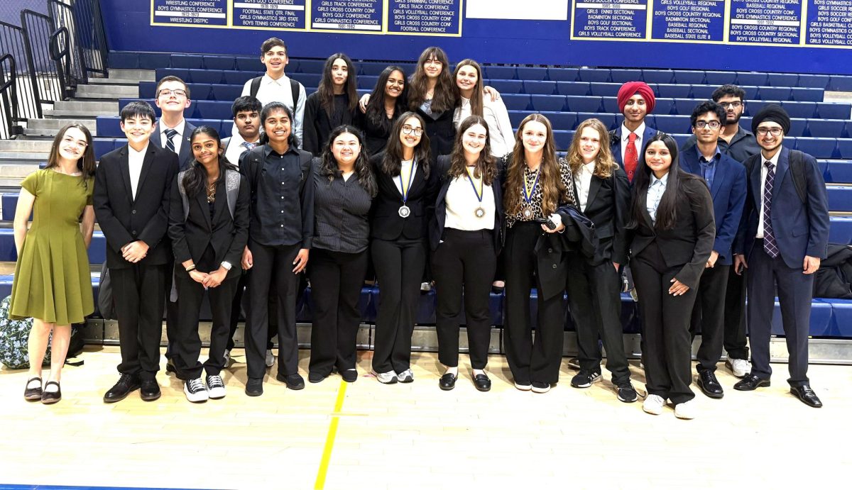 Saxons Advance to State Debate Tournament
